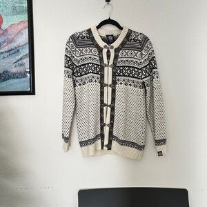Women’s Nordic Pattern Cardigan Sweater